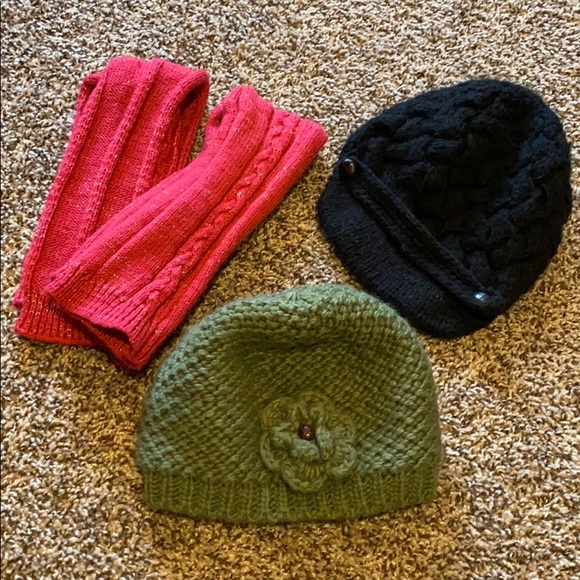 Moon Shadow Accessories - Leg Warmer & Hat Bundle